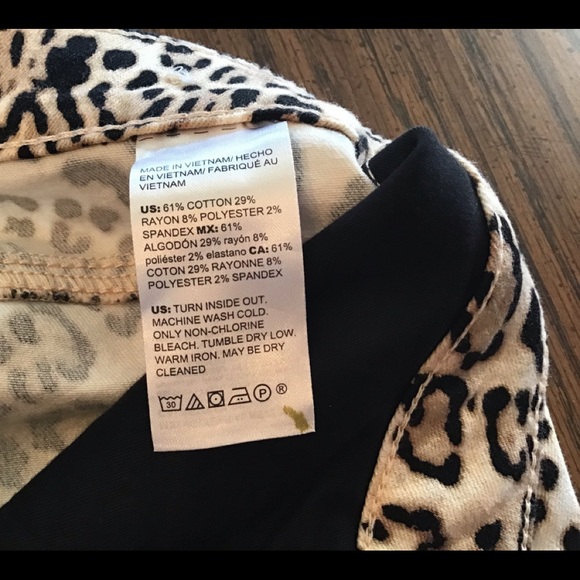 Chico’s jeans leopard size .5 R - Picture 2 of 3